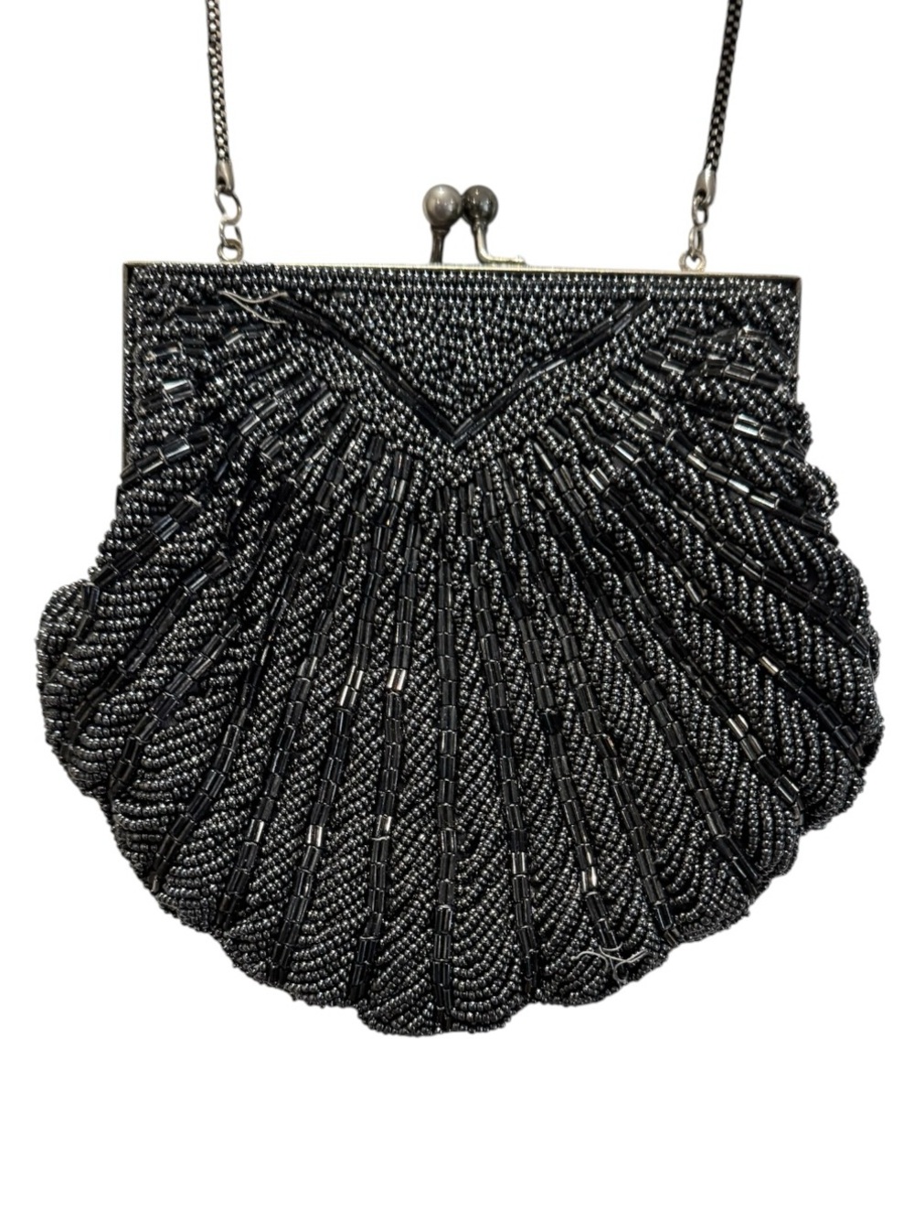 Vintage Walborg Beaded Clam Shell Black Purse
